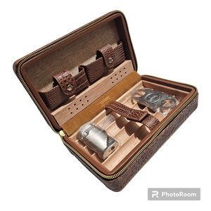 Time C club 4-Finger Cigar Case, Cigar Humidor Portable Travel Crocodile Skin